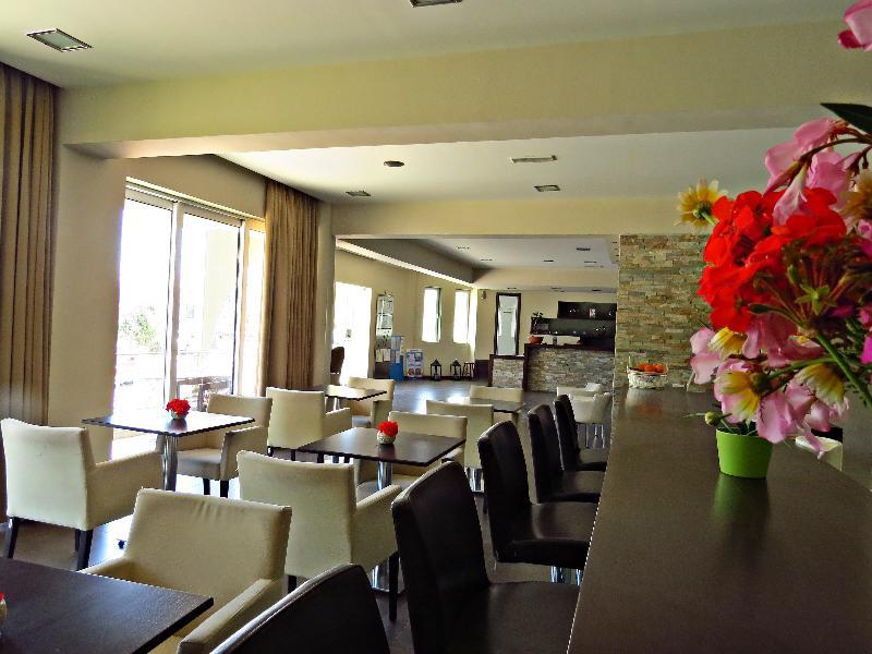 Maritime Hotel Apartments Petaloudes Eksteriør billede