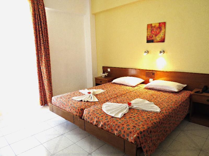 Maritime Hotel Apartments Petaloudes Eksteriør billede
