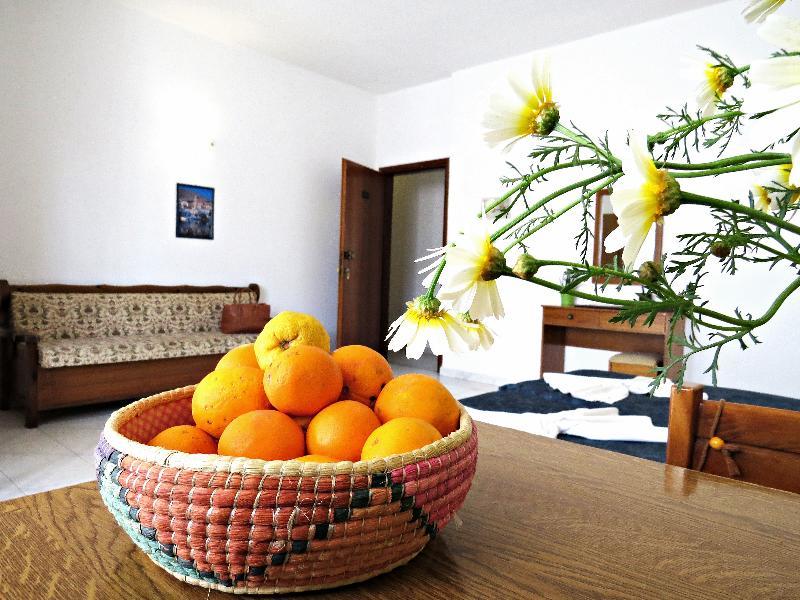 Maritime Hotel Apartments Petaloudes Eksteriør billede