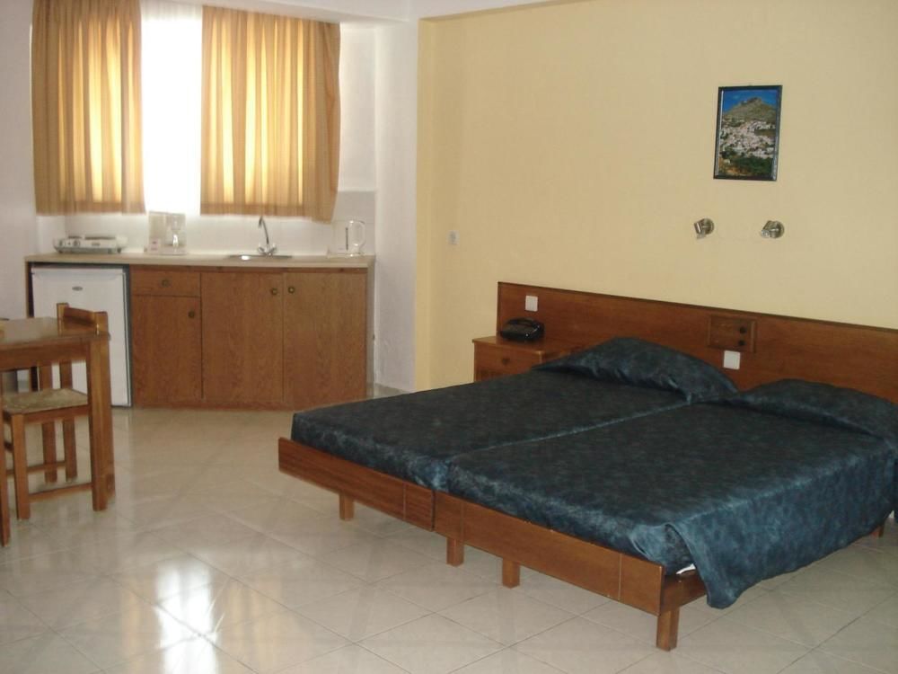 Maritime Hotel Apartments Petaloudes Eksteriør billede