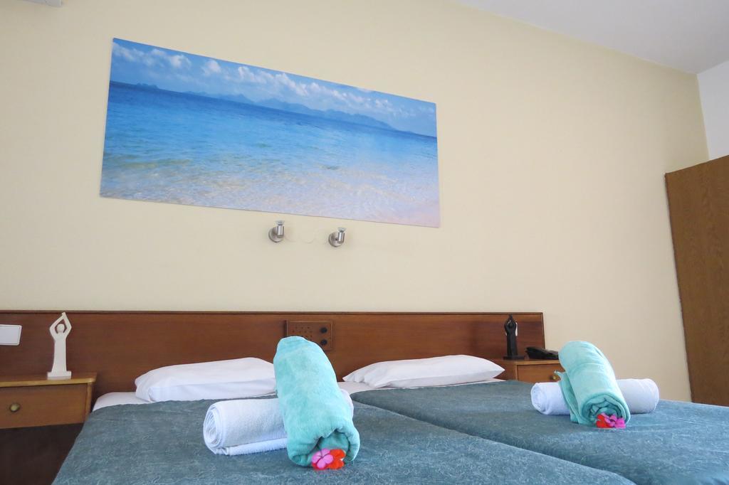 Maritime Hotel Apartments Petaloudes Eksteriør billede